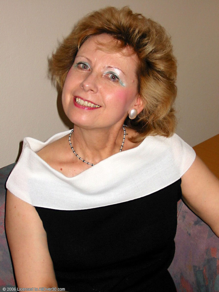 Всем за 30, Миша